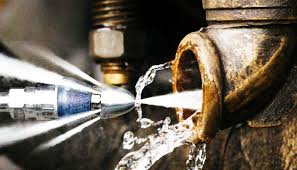 ¿Estás buscando un servicio comercial de chorro de agua a alta presión en Miami-Dade o Broward? Nuestro equipo de expertos ofrece soluciones eficientes y ecológicas para destapar drenajes y mantener tus líneas de alcantarillado, asegurando que las operaciones de tu negocio funcionen sin contratiempos.